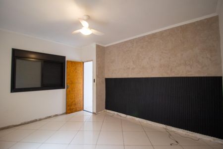 Casa para alugar com 240m², 2 quartos e 2 vagasEdícula