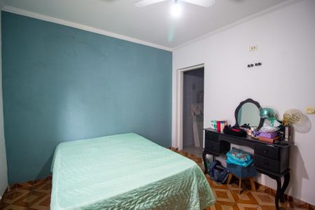 Casa para alugar com 240m², 2 quartos e 2 vagasSuite