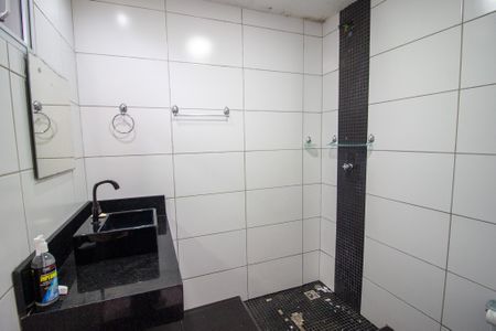 Casa para alugar com 240m², 2 quartos e 2 vagasEdícula
