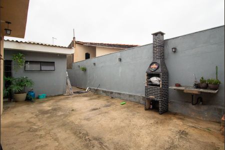 Casa para alugar com 240m², 2 quartos e 2 vagasQuintal