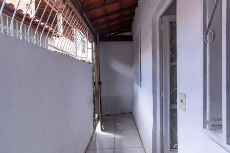 Área Externa de casa à venda com 2 quartos, 66m² em Letícia, Belo Horizonte