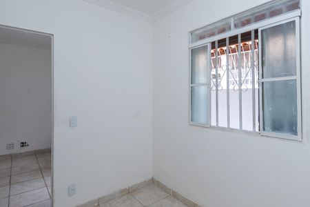 Quarto 1 de casa à venda com 2 quartos, 66m² em Letícia, Belo Horizonte