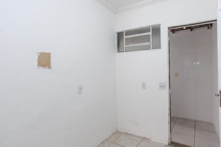 Sala de casa à venda com 2 quartos, 66m² em Letícia, Belo Horizonte