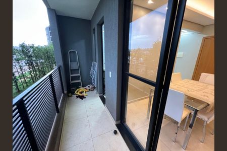 Apartamento para alugar com 64m², 2 quartos e 1 vaga Apartamento para alugar com 64m², 2 quartos e 1 vagaSacada da Sala