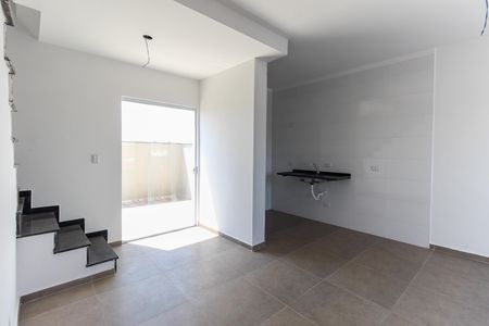 Apartamento à venda com 60m², 2 quartos e 1 vagaSala/Cozinha