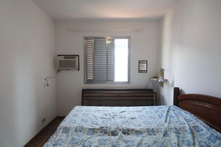 Quarto de apartamento para alugar com 1 quarto, 46m² em Balneario Guarujá, Guarujá