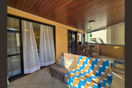 Apartamento à venda com 106m², 3 quartos e 1 vagaVaranda