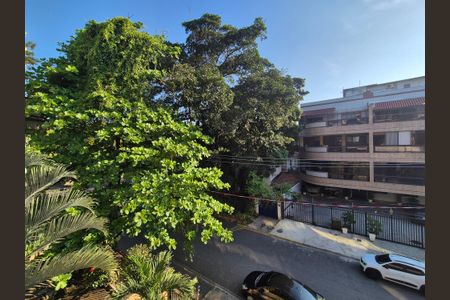 Apartamento à venda com 106m², 3 quartos e 1 vagaVista