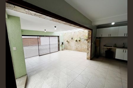 Garagem de casa à venda com 4 quartos, 317m² em Jardim Franca, São Paulo