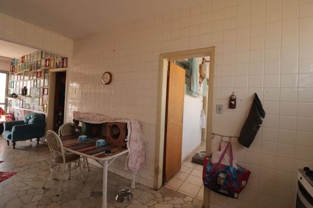 Apartamento à venda com 153m², 3 quartos e 1 vagaCozinha