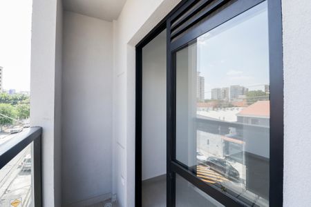 Apartamento à venda com 41m², 2 quartos e sem vaga Apartamento à venda com 41m², 2 quartos e sem vagaVaranda