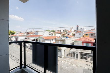 Apartamento à venda com 41m², 2 quartos e sem vaga Apartamento à venda com 41m², 2 quartos e sem vagaVaranda