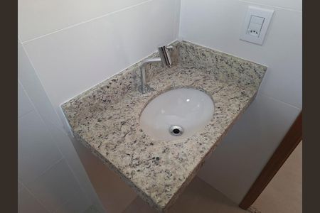 Apartamento à venda com 34m², 2 quartos e sem vagaBanheiro