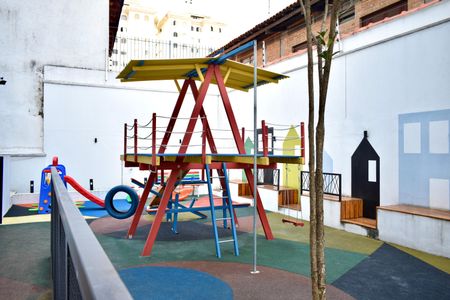 Apartamento para alugar com 37m², 1 quarto e sem vaga Apartamento para alugar com 37m², 1 quarto e sem vagaÁrea comum - Playground