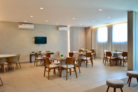 Apartamento para alugar com 37m², 1 quarto e sem vaga Apartamento para alugar com 37m², 1 quarto e sem vagaÁrea comum - Salão de festas