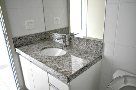 Apartamento para alugar com 37m², 1 quarto e sem vaga Apartamento para alugar com 37m², 1 quarto e sem vagaBanheiro