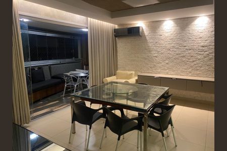 Apartamento para alugar com 104m², 2 quartos e 2 vagasSala