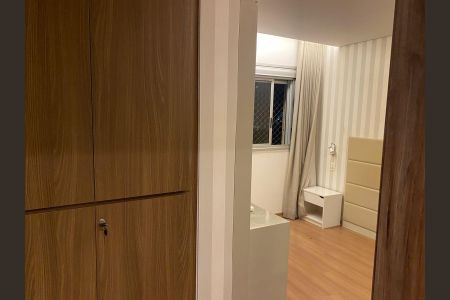 Apartamento para alugar com 104m², 2 quartos e 2 vagasSuíte