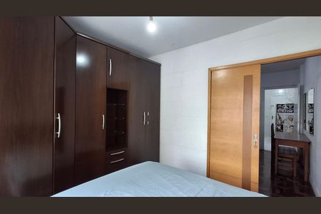 Apartamento à venda com 38m², 1 quarto e 1 vagaQuarto