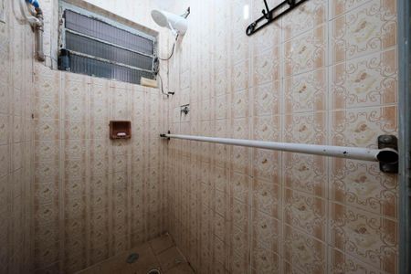 Casa à venda com 200m², 4 quartos e 2 vagasBanheiro 2