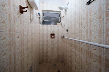 Casa à venda com 200m², 4 quartos e 2 vagasBanheiro 2