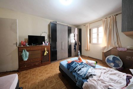 Casa à venda com 200m², 4 quartos e 2 vagasQuarto 2