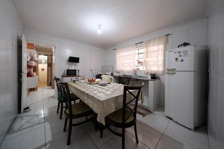 Casa à venda com 200m², 4 quartos e 2 vagasCozinha
