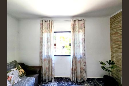 Sala  de apartamento à venda com 2 quartos, 74m² em Jardim Santa Mena, Guarulhos