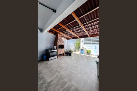 Casa à venda com 162m², 3 quartos e 2 vagasÁrea externa