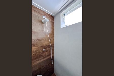 Casa à venda com 162m², 3 quartos e 2 vagasBanheiro