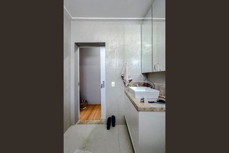 Casa à venda com 162m², 3 quartos e 2 vagasBanheiro da Suíte