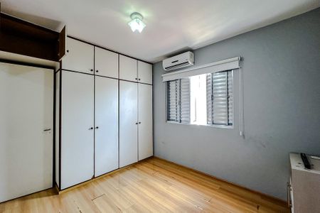 Casa à venda com 162m², 3 quartos e 2 vagasQuarto 2