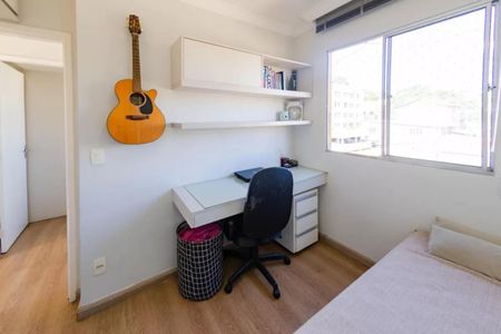 Foto 01 de apartamento à venda com 2 quartos, 51m² em João Pinheiro, Belo Horizonte
