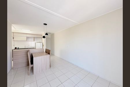 Apartamento para alugar com 61m², 2 quartos e 1 vagaSala