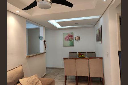 Apartamento à venda com 67m², 3 quartos e 1 vaga Apartamento à venda com 67m², 3 quartos e 1 vagaSala