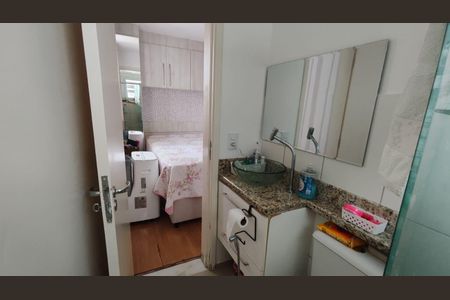 Apartamento à venda com 67m², 3 quartos e 1 vaga Apartamento à venda com 67m², 3 quartos e 1 vagaBanheiro da Suíte