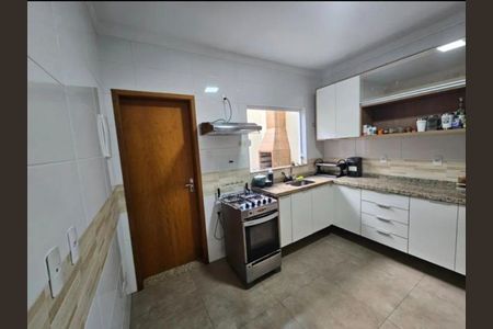 Casa à venda com 111m², 3 quartos e 2 vagas Casa à venda com 111m², 3 quartos e 2 vagasFoto 20