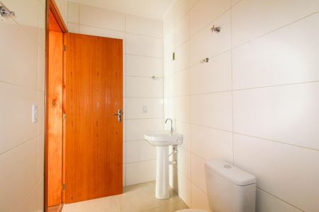 Casa de condomínio à venda com 89m², 2 quartos e 1 vaga Casa de condomínio à venda com 89m², 2 quartos e 1 vagaBanheiro da Suíte