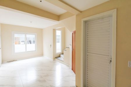 Casa de condomínio à venda com 89m², 2 quartos e 1 vaga Casa de condomínio à venda com 89m², 2 quartos e 1 vagaCozinha