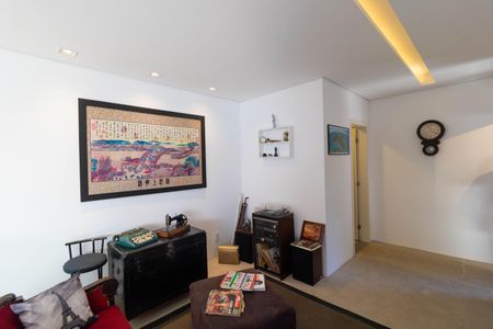 Casa à venda com 550m², 4 quartos e 7 vagasMezanino