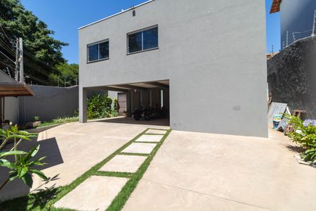 Casa à venda com 550m², 4 quartos e 7 vagasGaragem