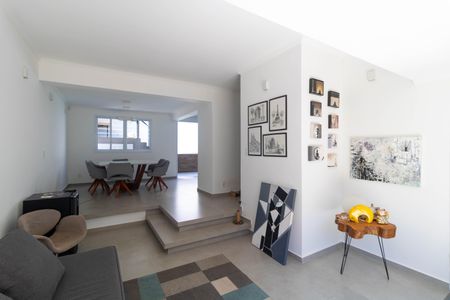 Casa à venda com 550m², 4 quartos e 7 vagasSalas