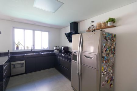 Casa à venda com 550m², 4 quartos e 7 vagasCozinha