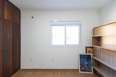 Casa à venda com 550m², 4 quartos e 7 vagasQuarto