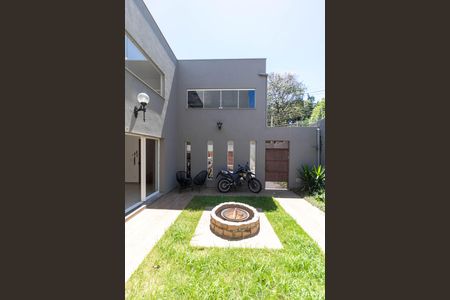Casa à venda com 550m², 4 quartos e 7 vagaspátio