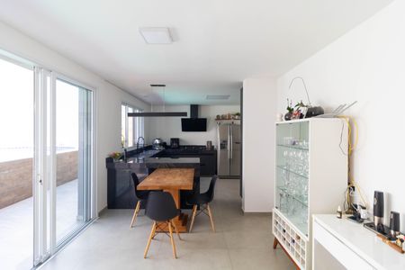 Casa à venda com 550m², 4 quartos e 7 vagasCozinha