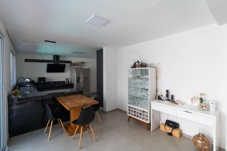 Casa à venda com 550m², 4 quartos e 7 vagasCozinha