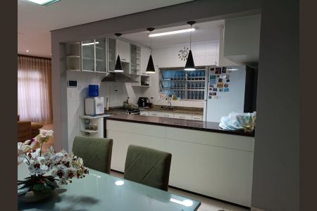 Casa à venda com 260m², 4 quartos e 8 vagasCozinha