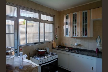 Casa à venda com 260m², 4 quartos e 8 vagasCozinha