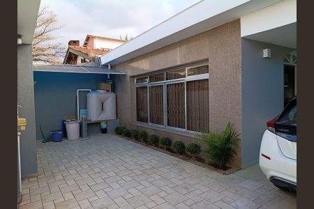 Casa à venda com 260m², 4 quartos e 8 vagasGaragem